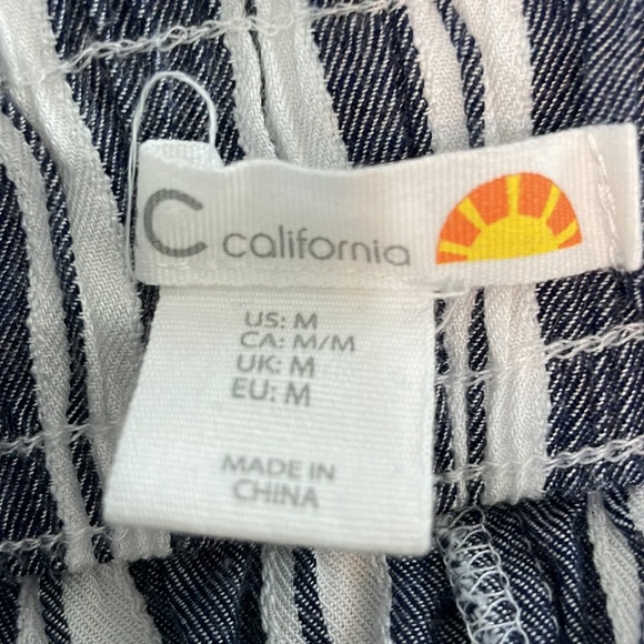 C & C California wide leg navy/white strip pant in womens medium. - Picture 2 of 4